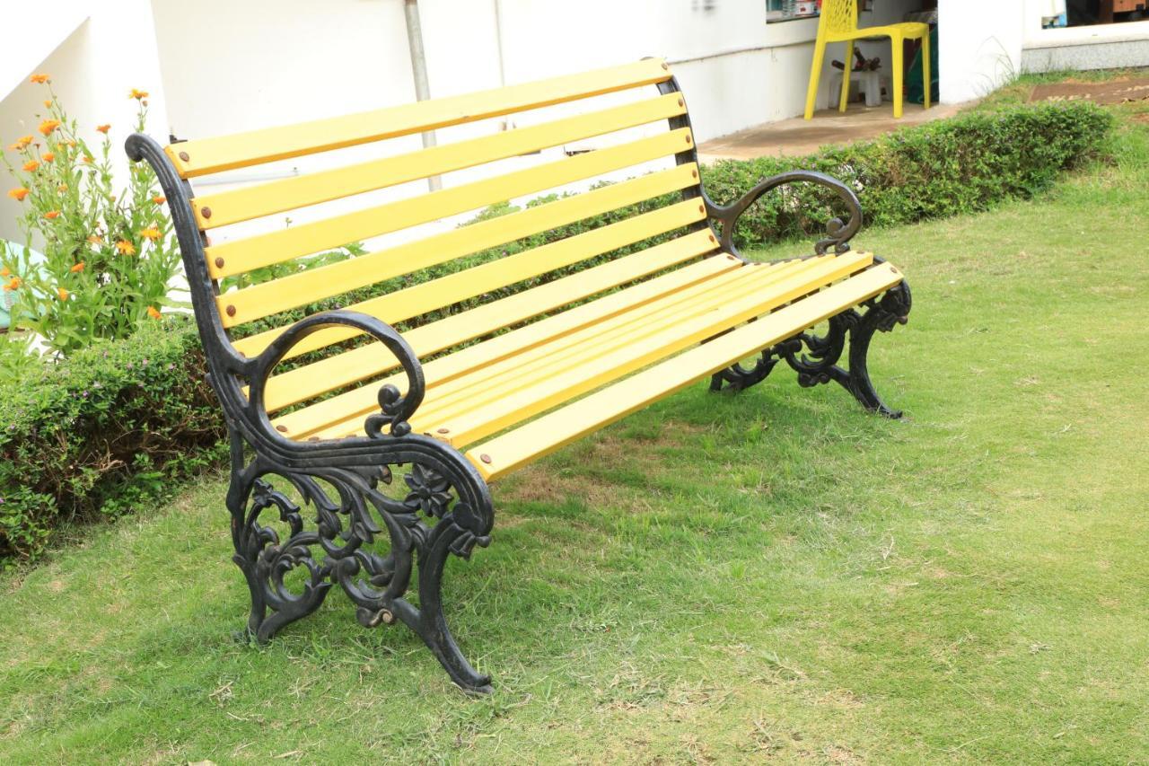 Bison View Resort โกตากิริ ภายนอก รูปภาพ